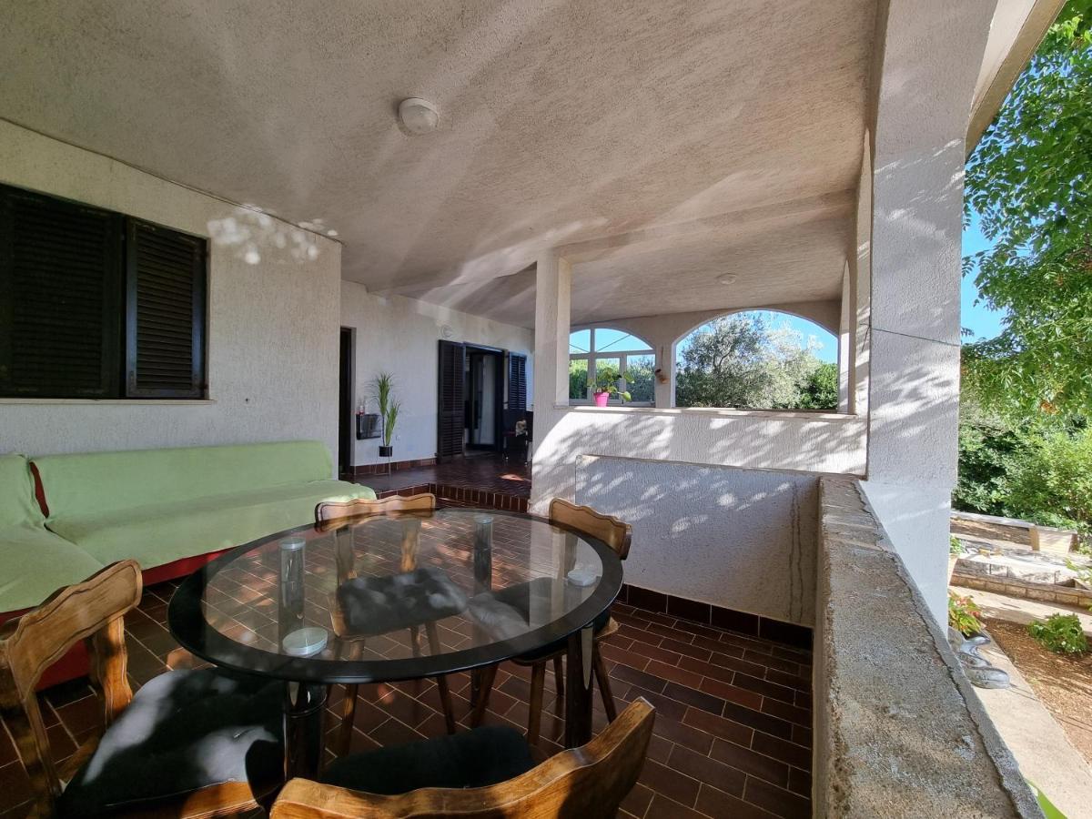Apartment Grbac Barbat na Rabu Экстерьер фото